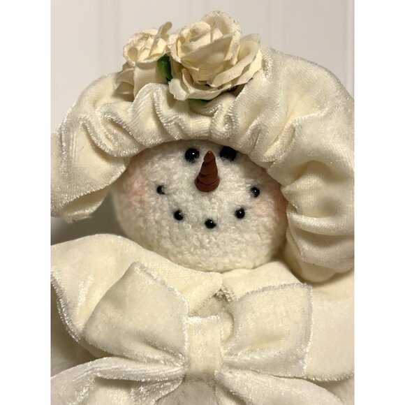 Vintage Delton Christmas Plush Snowman Lady And Snowman Lady w Child In Furs - Picture 2 of 7